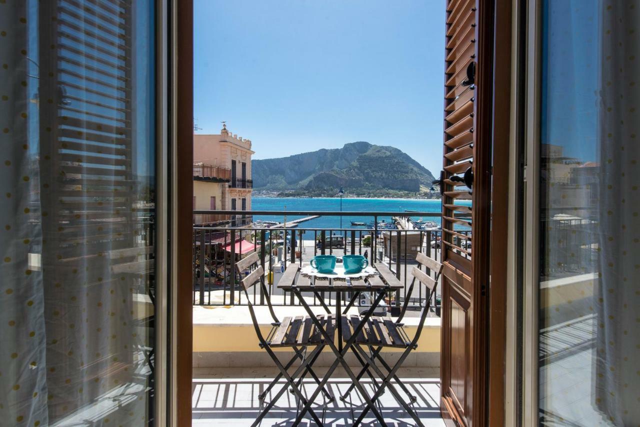 Casetta Vista Mare In Piazza A Mondello Παλέρμο Εξωτερικό φωτογραφία