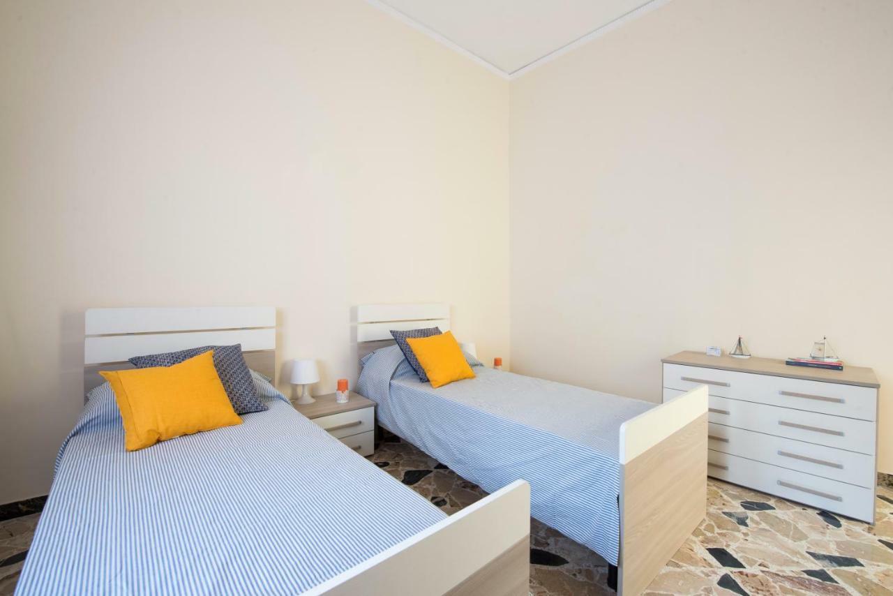 Casetta Vista Mare In Piazza A Mondello Παλέρμο Εξωτερικό φωτογραφία