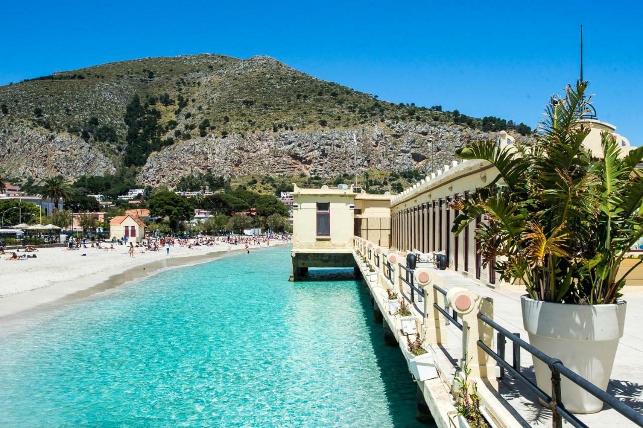 Casetta Vista Mare In Piazza A Mondello Παλέρμο Εξωτερικό φωτογραφία